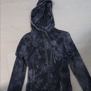 Lululemon hooded define jacket size 6